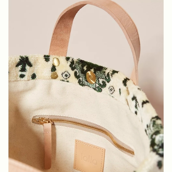 Lalla Marrakech Petit Souk Carpet Tote Bag - Picture 3 of 8